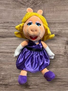 Disney Muppets Miss Piggy Scentsy Buddy 18" Plush W/  Scent Pak *Pre-Owned*